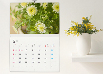 壁掛けA3中綴じカレンダー